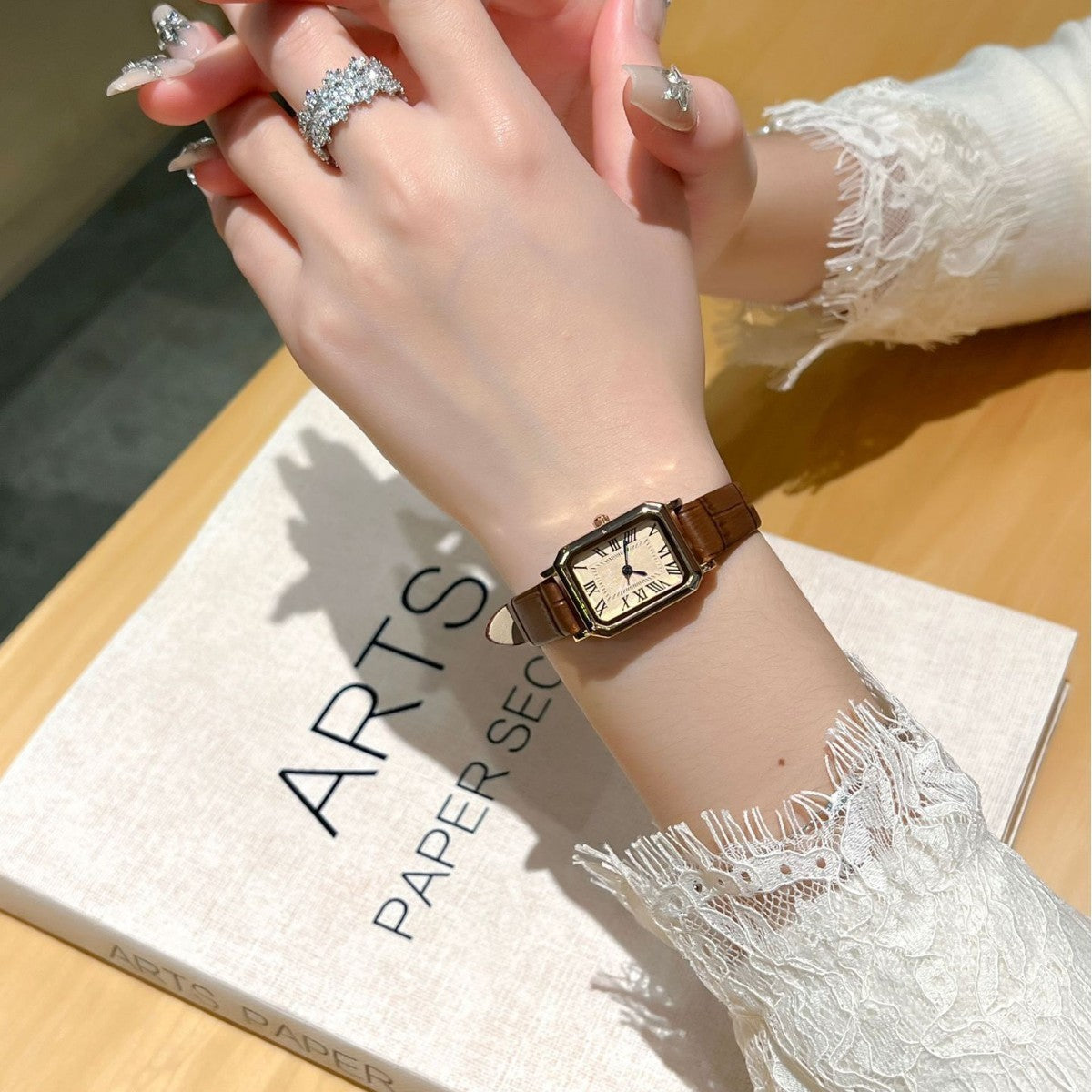 VELORIA WATCH®